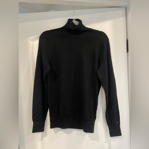 Men's Black Tommy Hilfiger Tailored Luxury Wool Turtleneck Sweater size XS - Picture 1 of 4